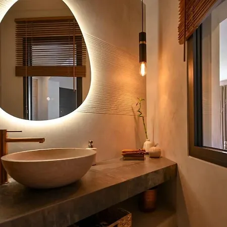 Du Charme Au Bord De L'eau * La Ciotat